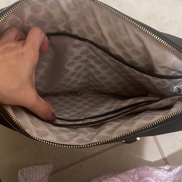 EUC Kate Spade briefcase bag. Absolutely perfect! Fits a laptop! - Picture 7 of 10